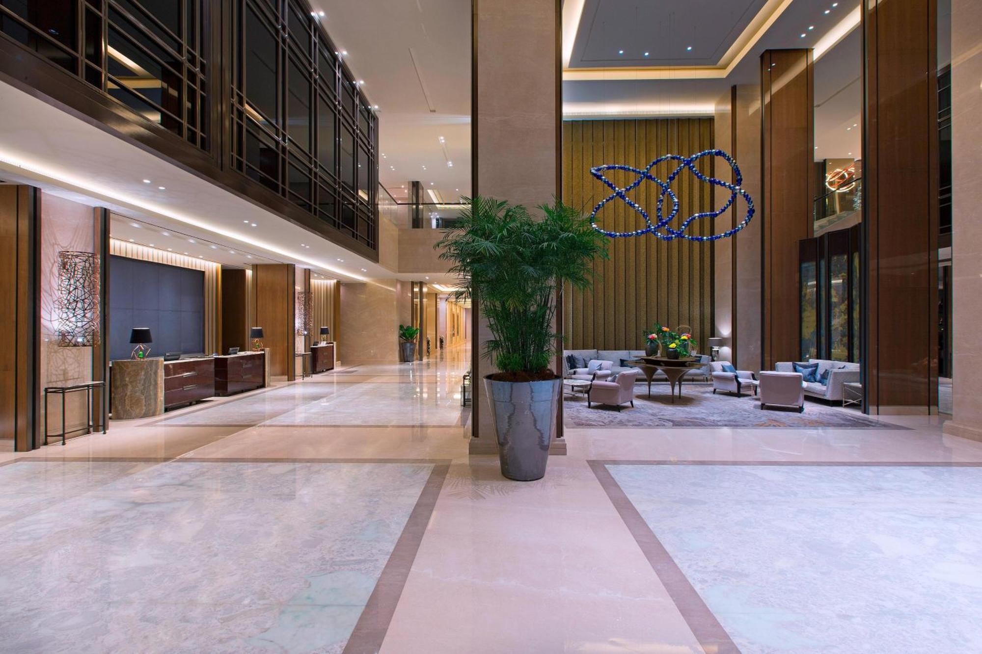 Sheraton Grand Jakarta Gandaria City Hotel Exterior foto