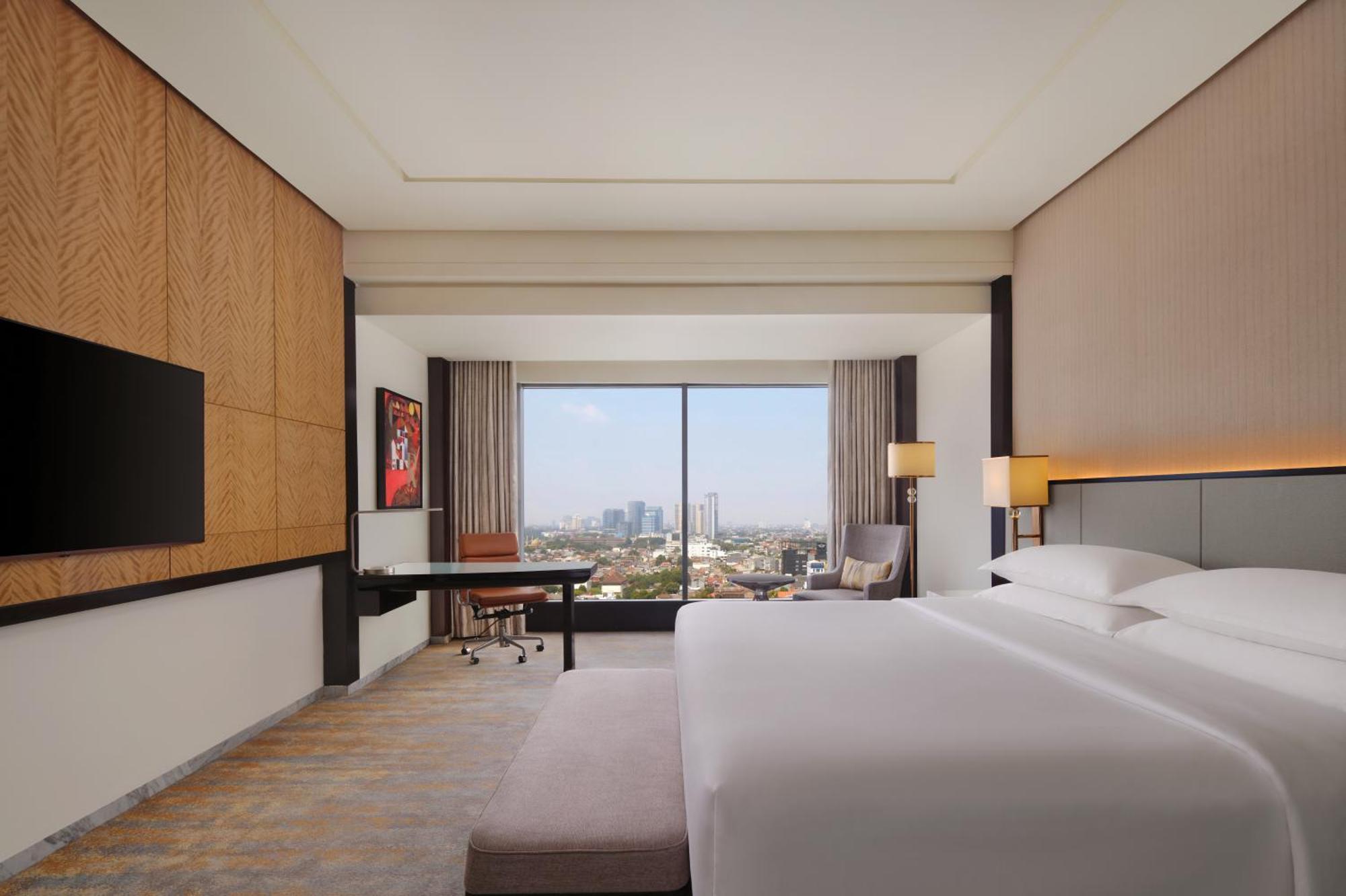 Sheraton Grand Jakarta Gandaria City Hotel Exterior foto