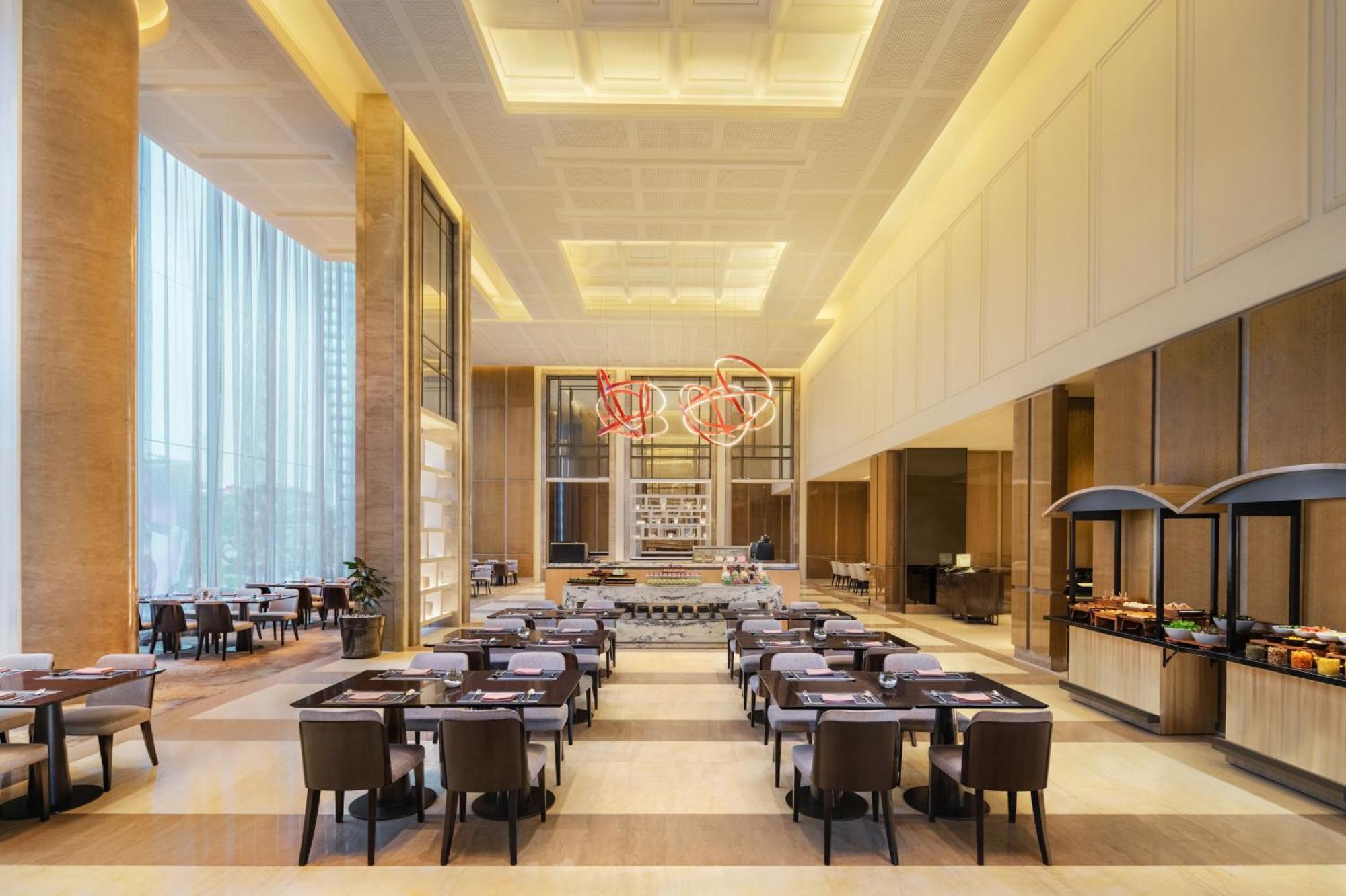 Sheraton Grand Jakarta Gandaria City Hotel Exterior foto