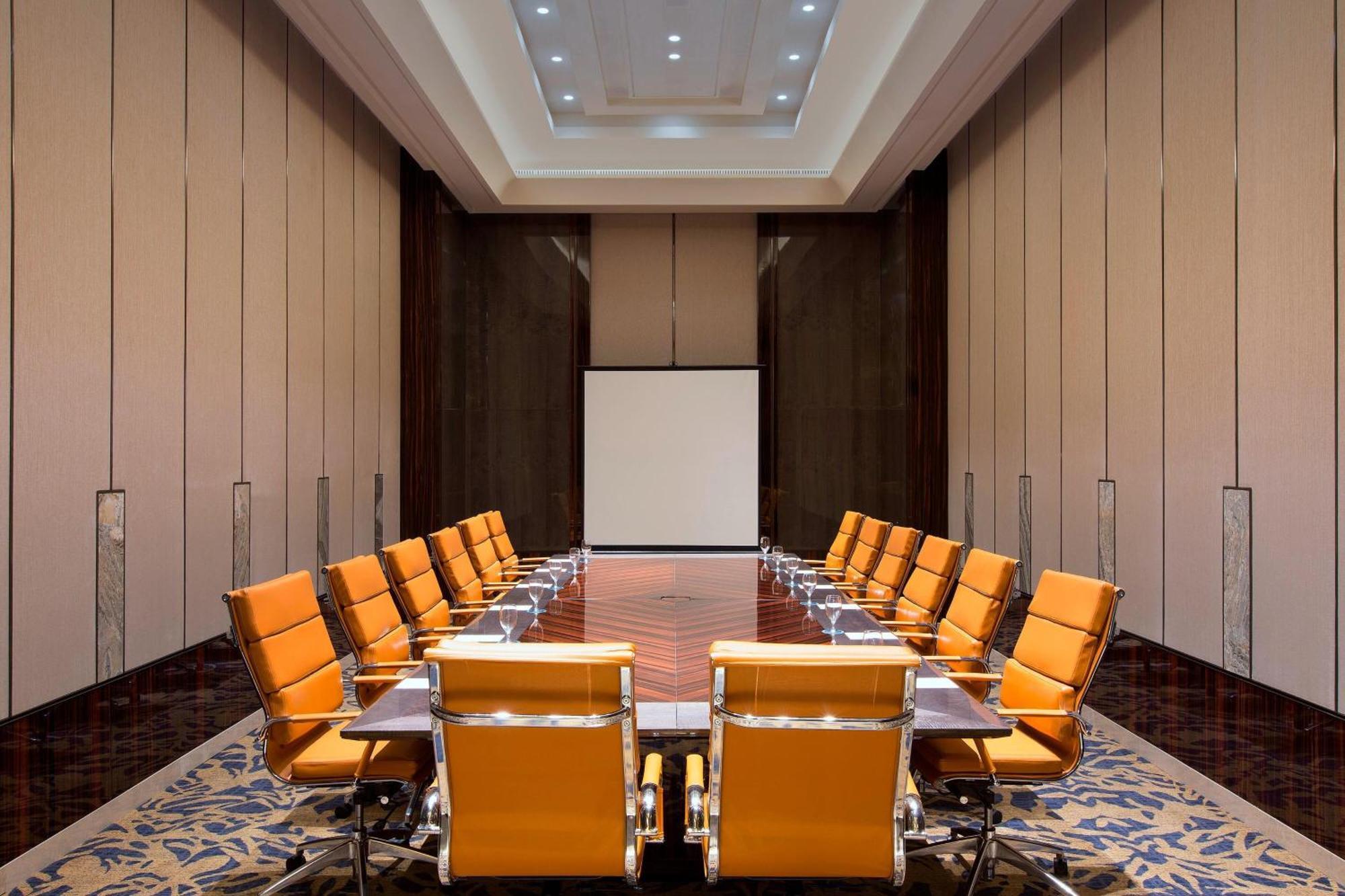 Sheraton Grand Jakarta Gandaria City Hotel Exterior foto