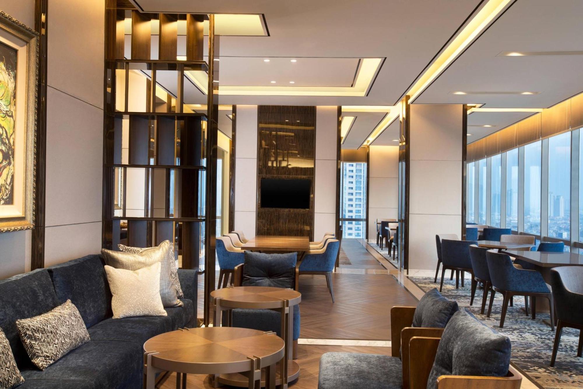 Sheraton Grand Jakarta Gandaria City Hotel Exterior foto