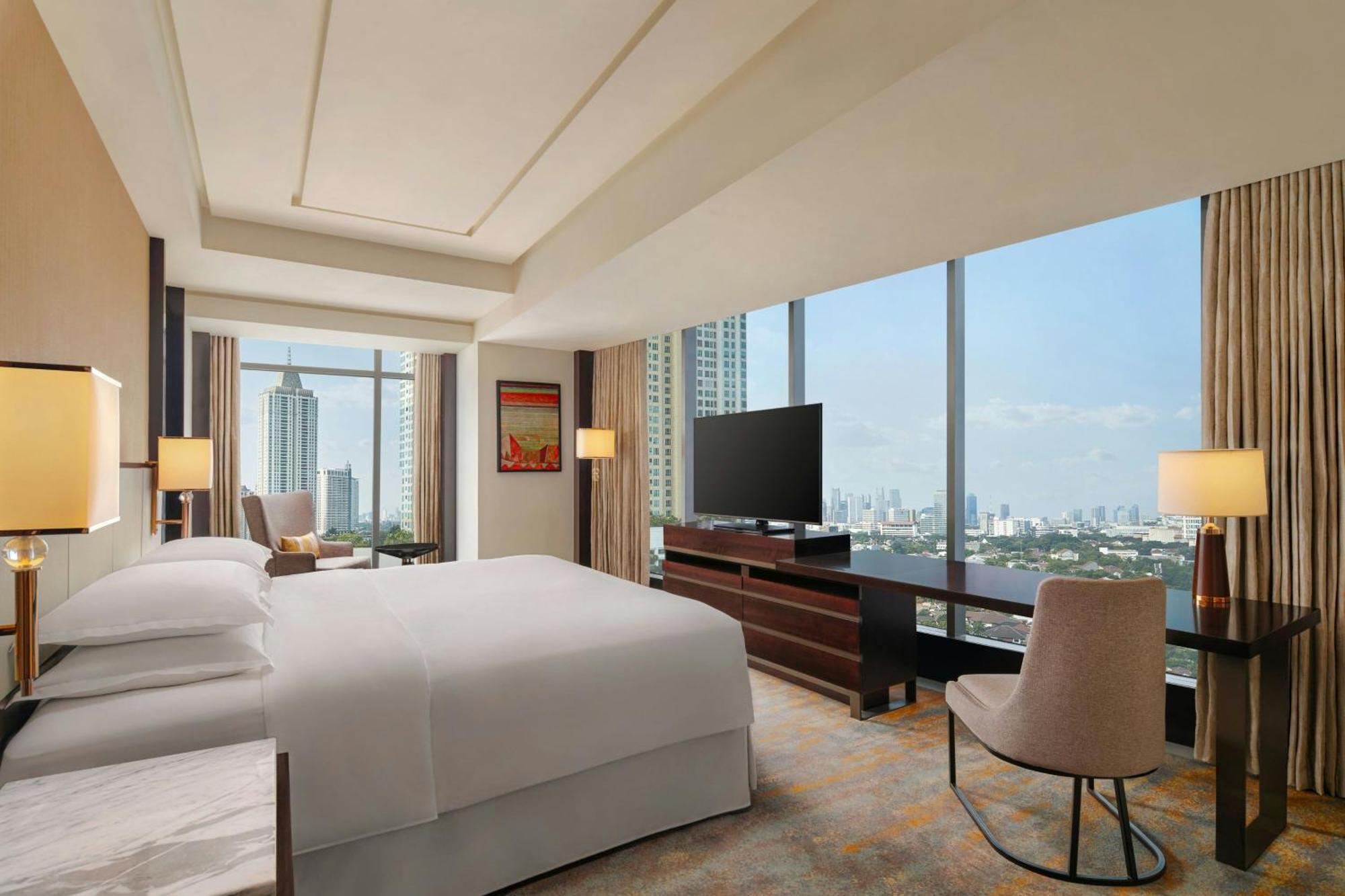 Sheraton Grand Jakarta Gandaria City Hotel Exterior foto